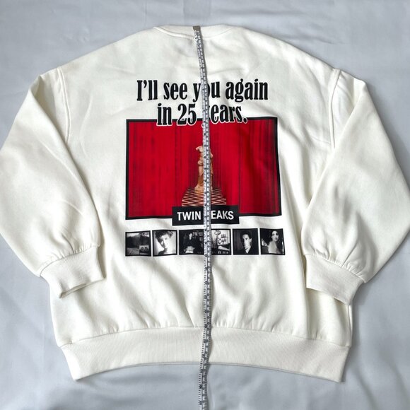 H&M NWT Women Twin Peaks Oversized Sweatshirt, Size Small - Picture 11 of 14